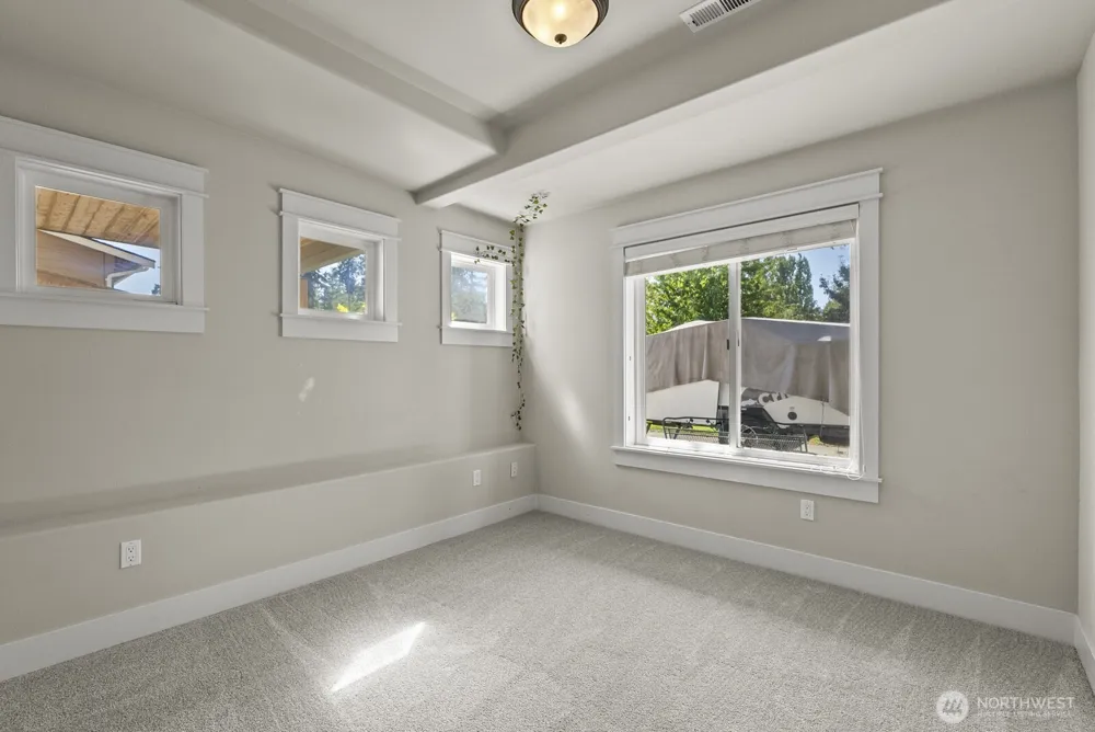 6320 65th Avenue NW Gig Harbor, WA 98335