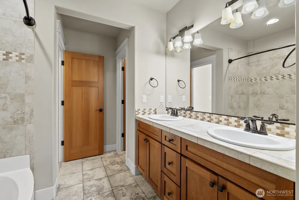 6320 65th Avenue NW Gig Harbor, WA 98335