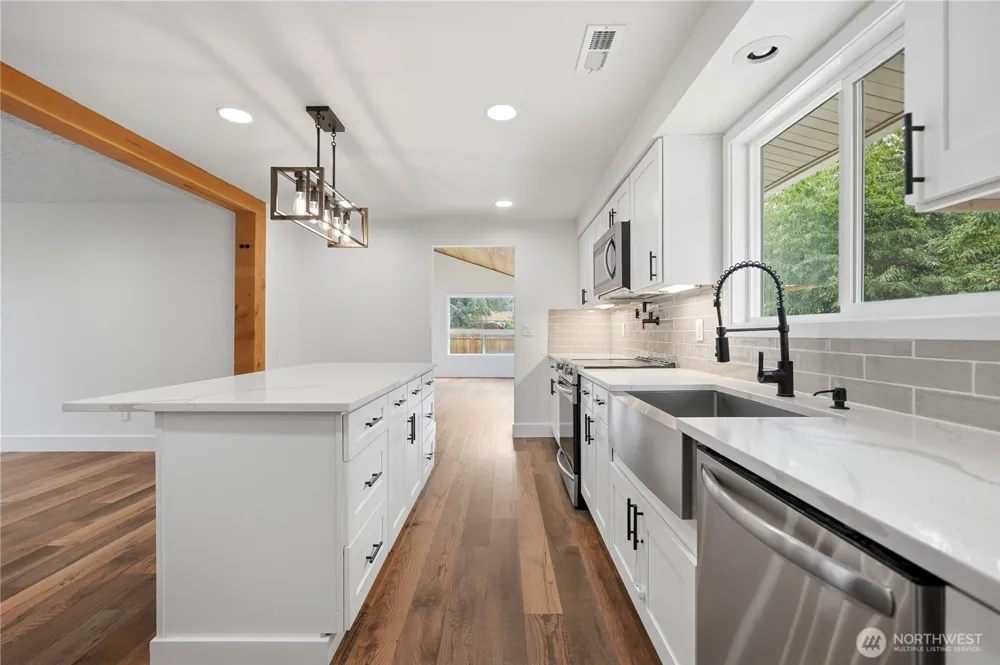 2102 NE 96th Court Vancouver, WA 98664