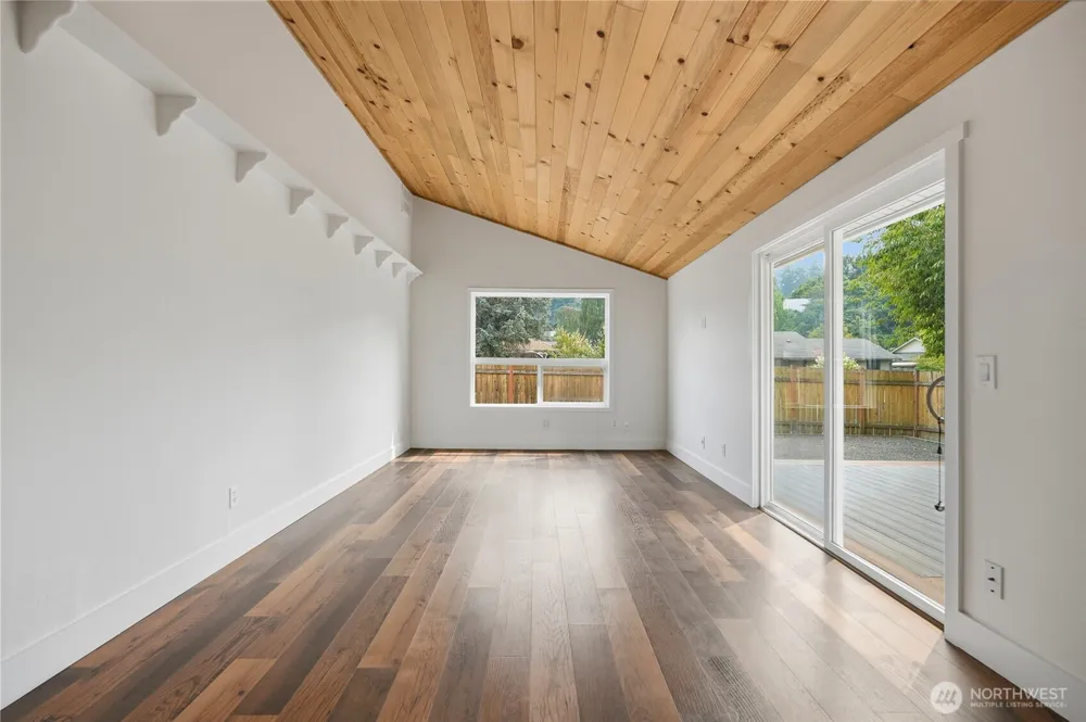 2102 NE 96th Court Vancouver, WA 98664