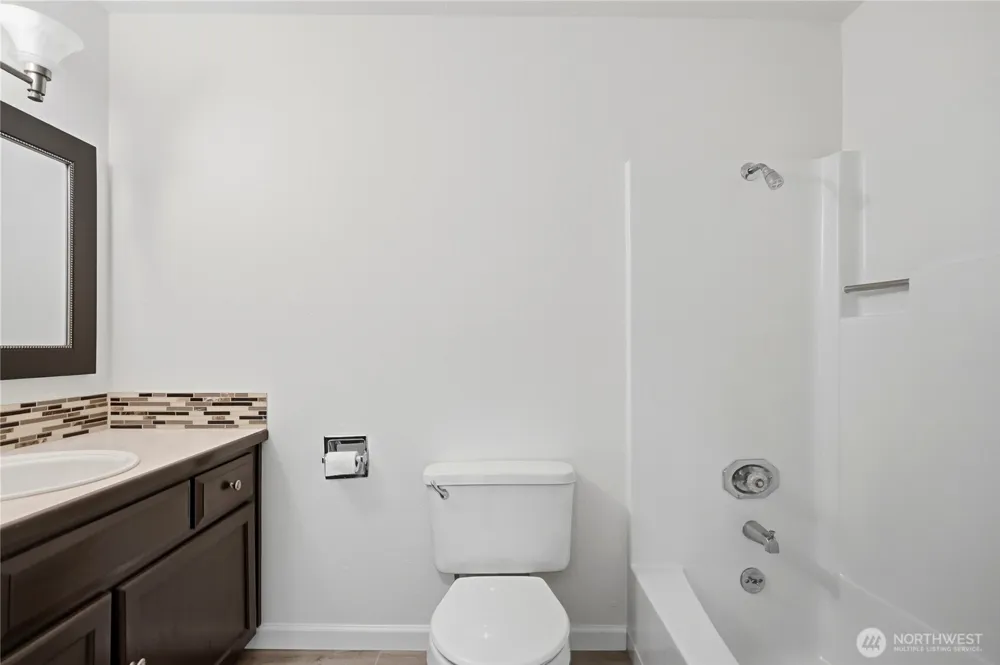 2102 NE 96th Court Vancouver, WA 98664