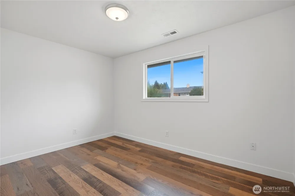 2102 NE 96th Court Vancouver, WA 98664