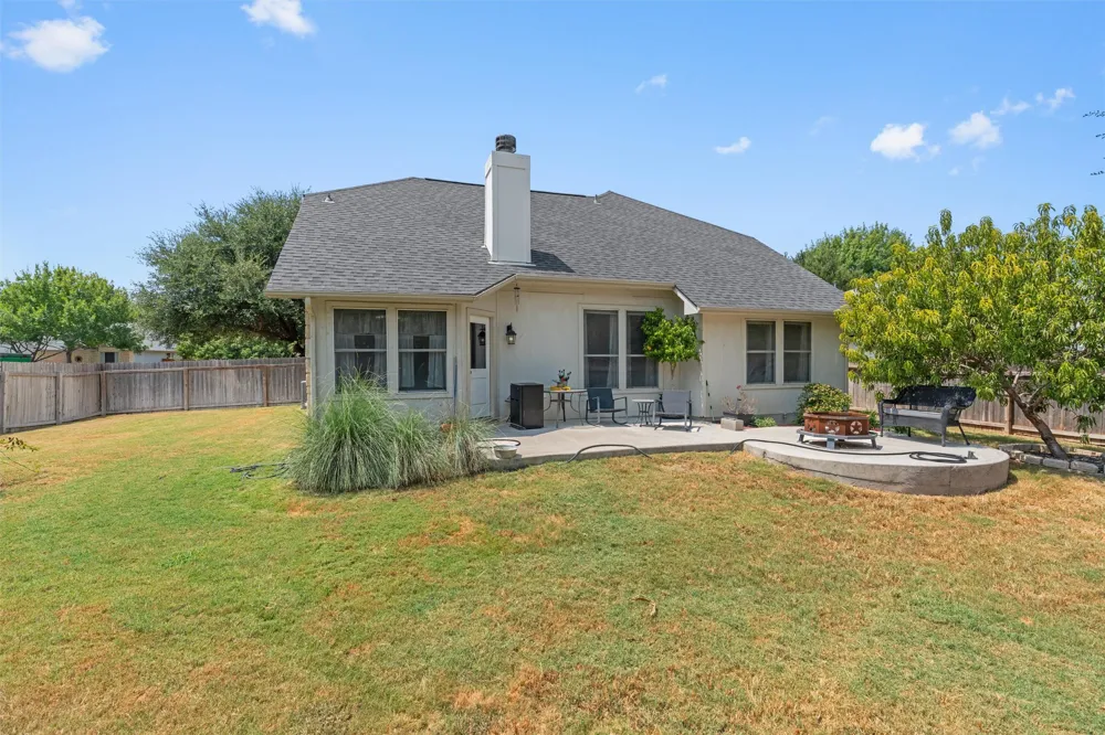 112 Dogwood Drive Georgetown, TX 78626