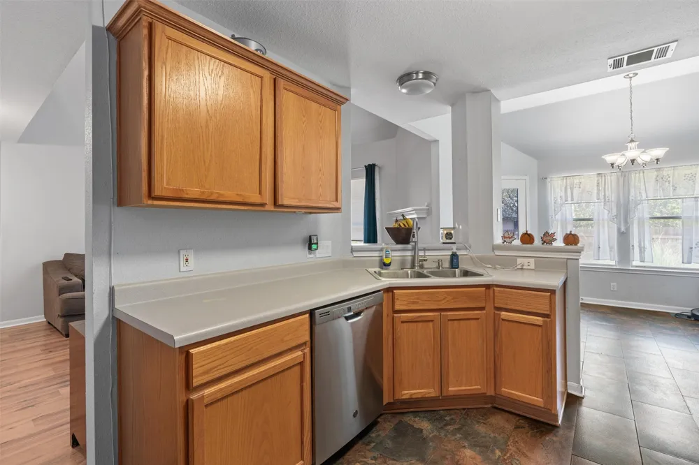 112 Dogwood Drive Georgetown, TX 78626