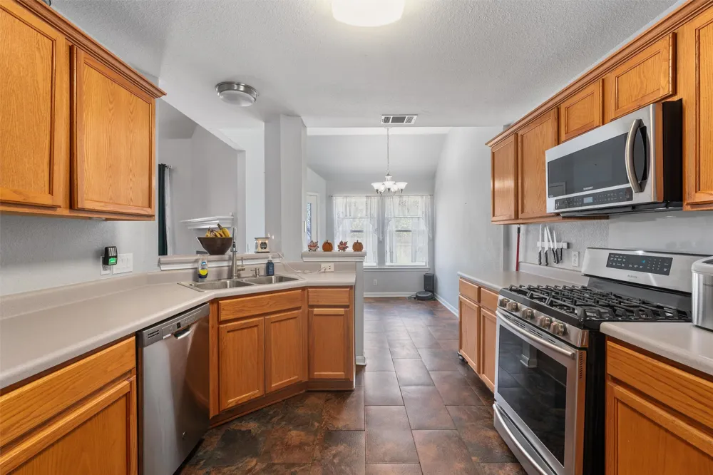 112 Dogwood Drive Georgetown, TX 78626