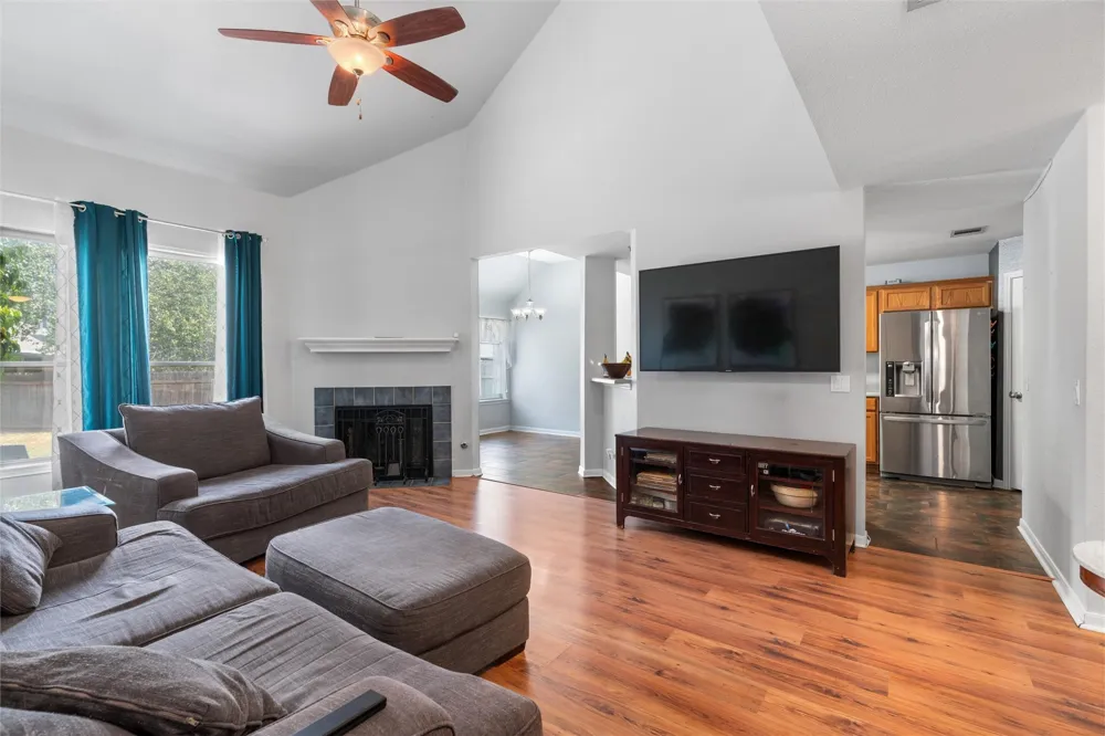 112 Dogwood Drive Georgetown, TX 78626