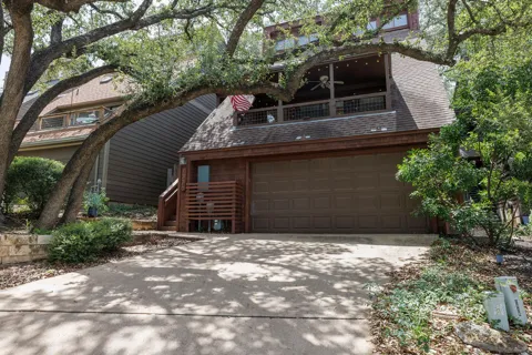7320 Cave Hollow
