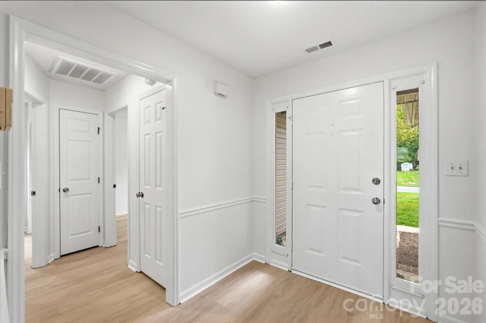 2730 Briar Trail Court Matthews, NC 28104