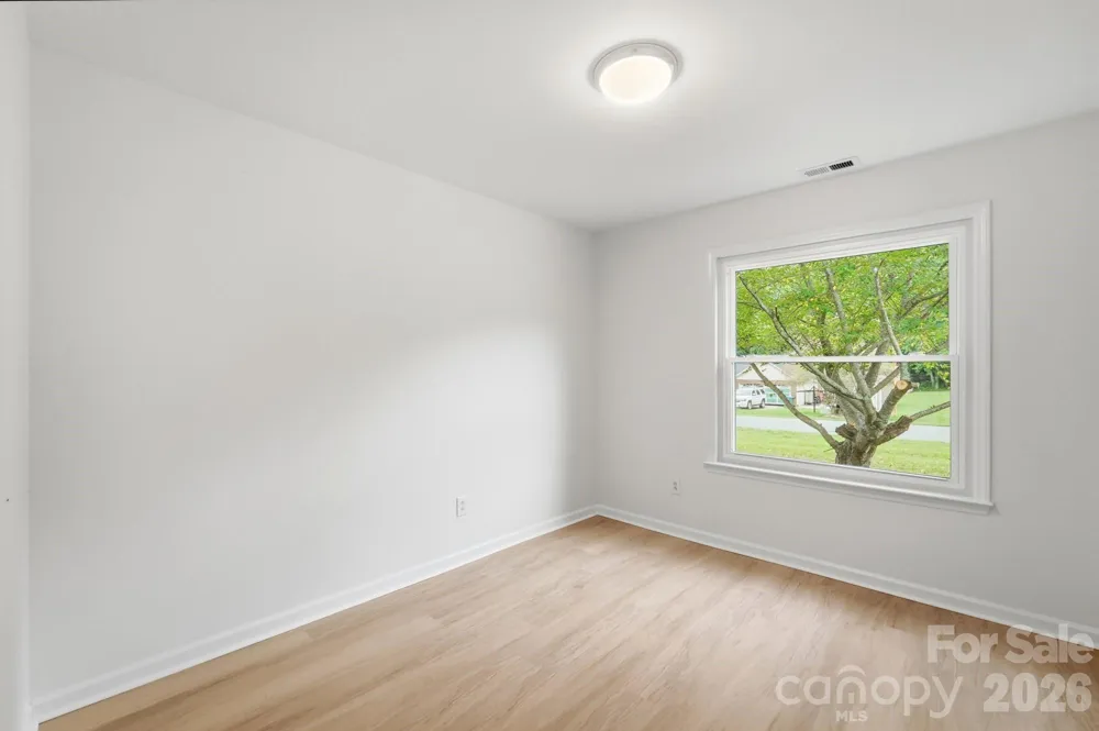 2730 Briar Trail Court Matthews, NC 28104