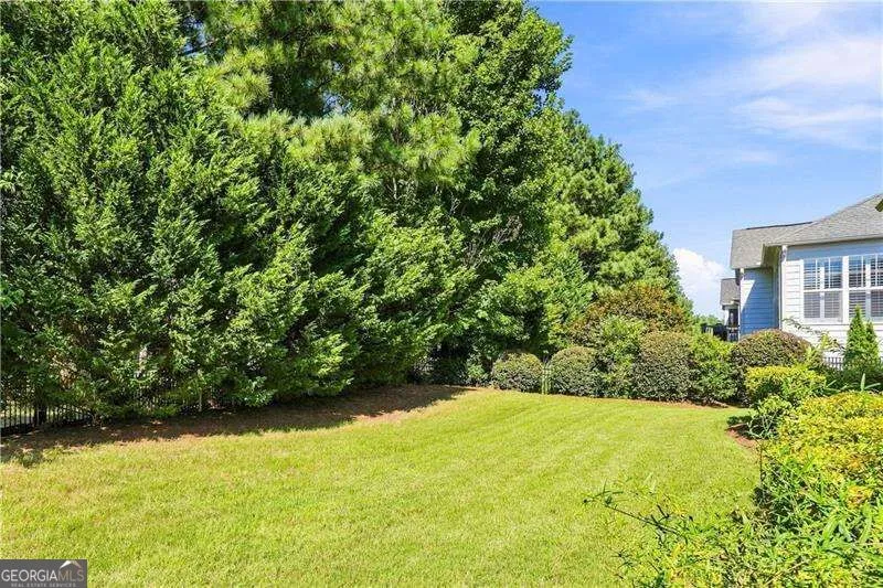 637 Laurel XING Canton, GA 30114