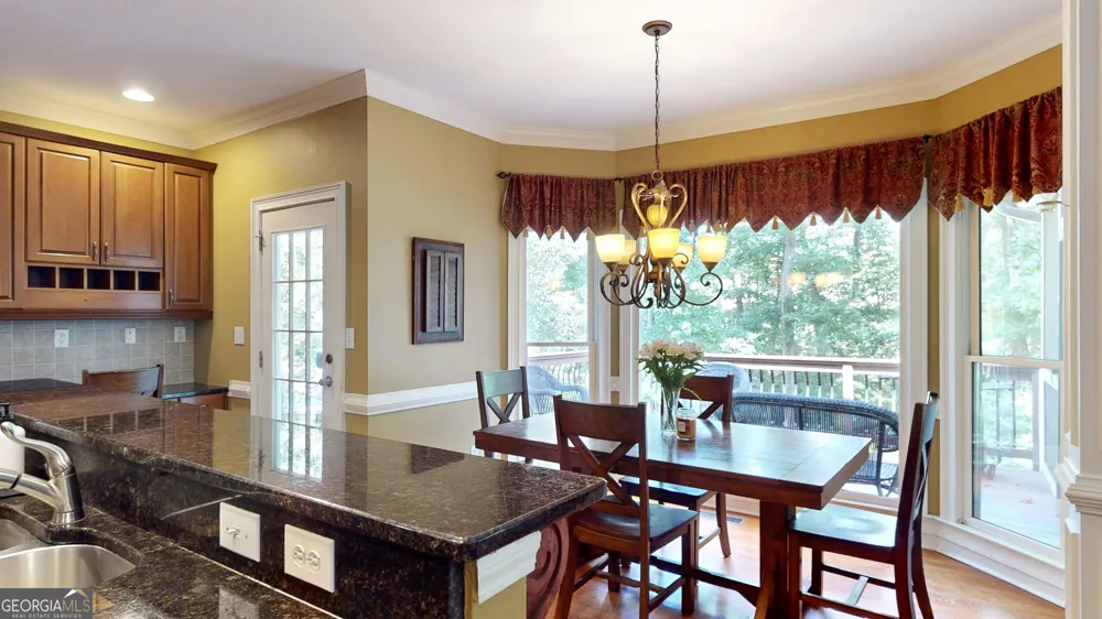 3755 Maryhill LN NW Kennesaw, GA 30152