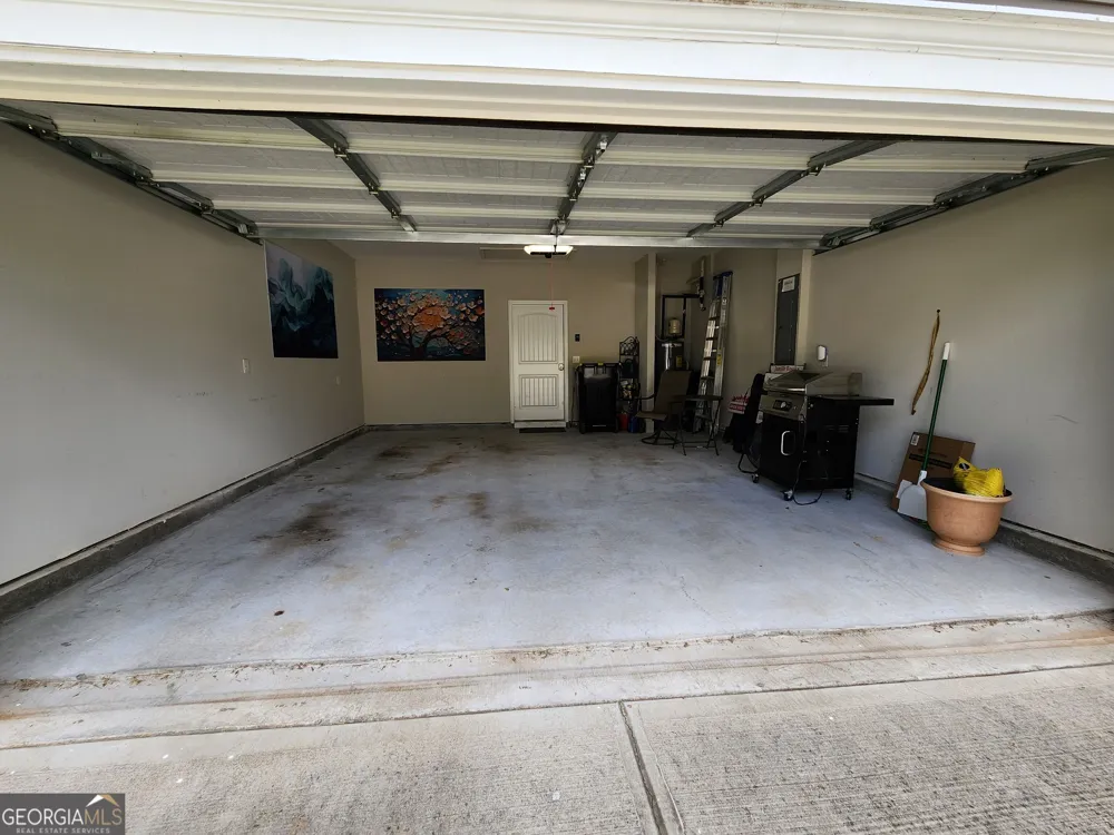 17 Cliffbriar TER Newnan, GA 30263