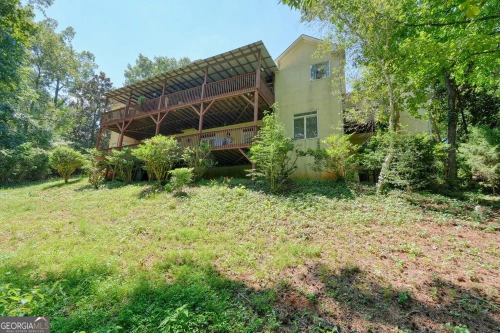 21 Rocky CIR NE White, GA 30184