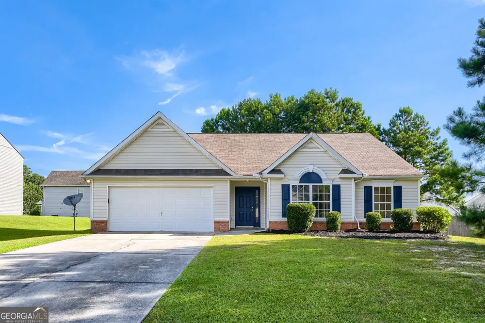 606 Mayfern Trace Fairburn, GA 30213