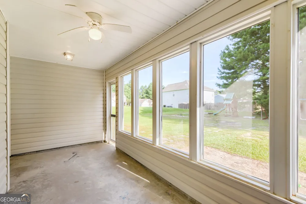 606 Mayfern Trace Fairburn, GA 30213