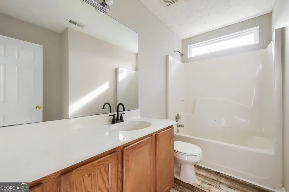 606 Mayfern Trace Fairburn, GA 30213