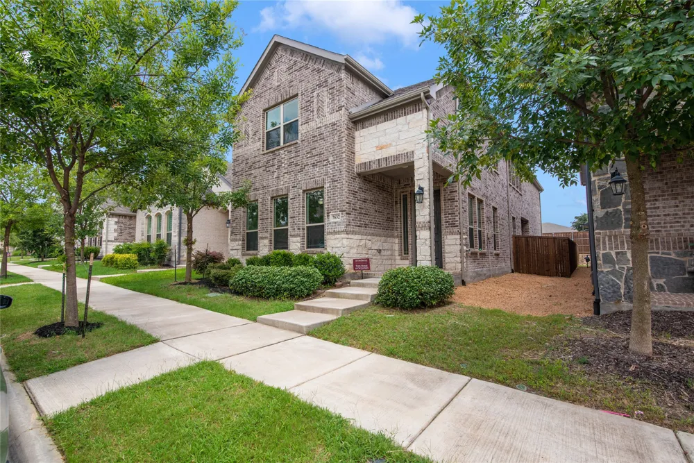 7632 Regal Lane North Richland Hills, TX 76180