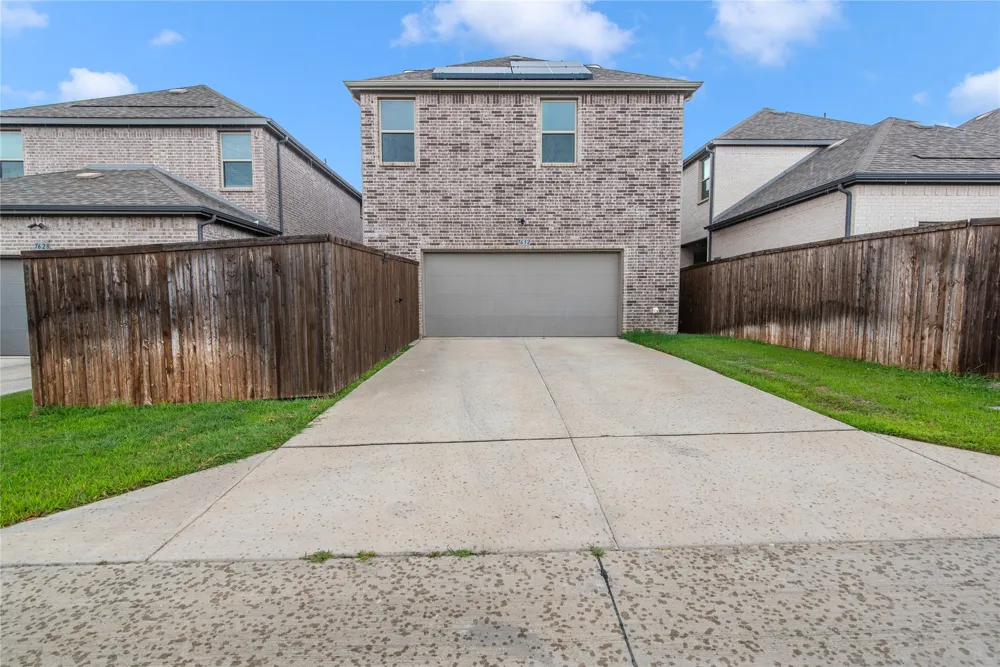 7632 Regal Lane North Richland Hills, TX 76180