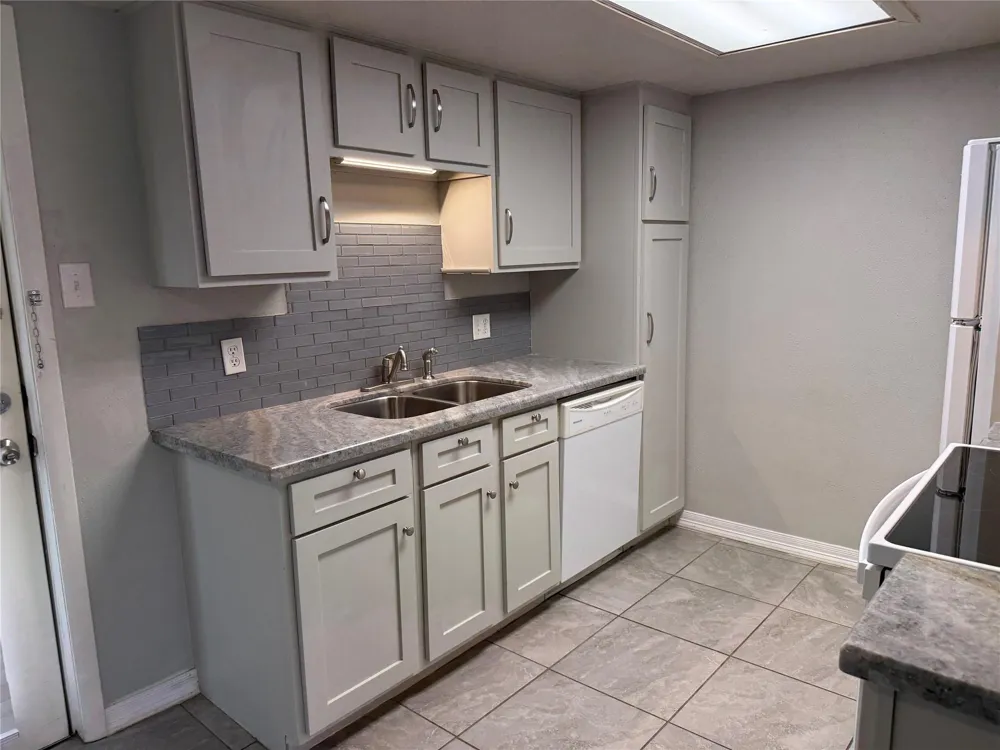 8730 Glen Meadow Lane Beaumont, TX 77706
