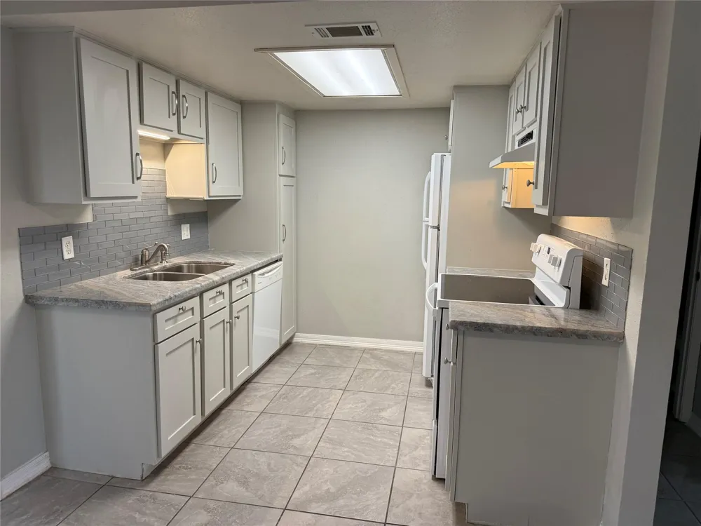8730 Glen Meadow Lane Beaumont, TX 77706
