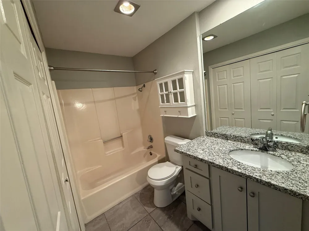 8730 Glen Meadow Lane Beaumont, TX 77706