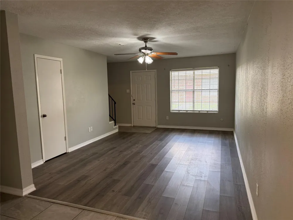 8730 Glen Meadow Lane Beaumont, TX 77706