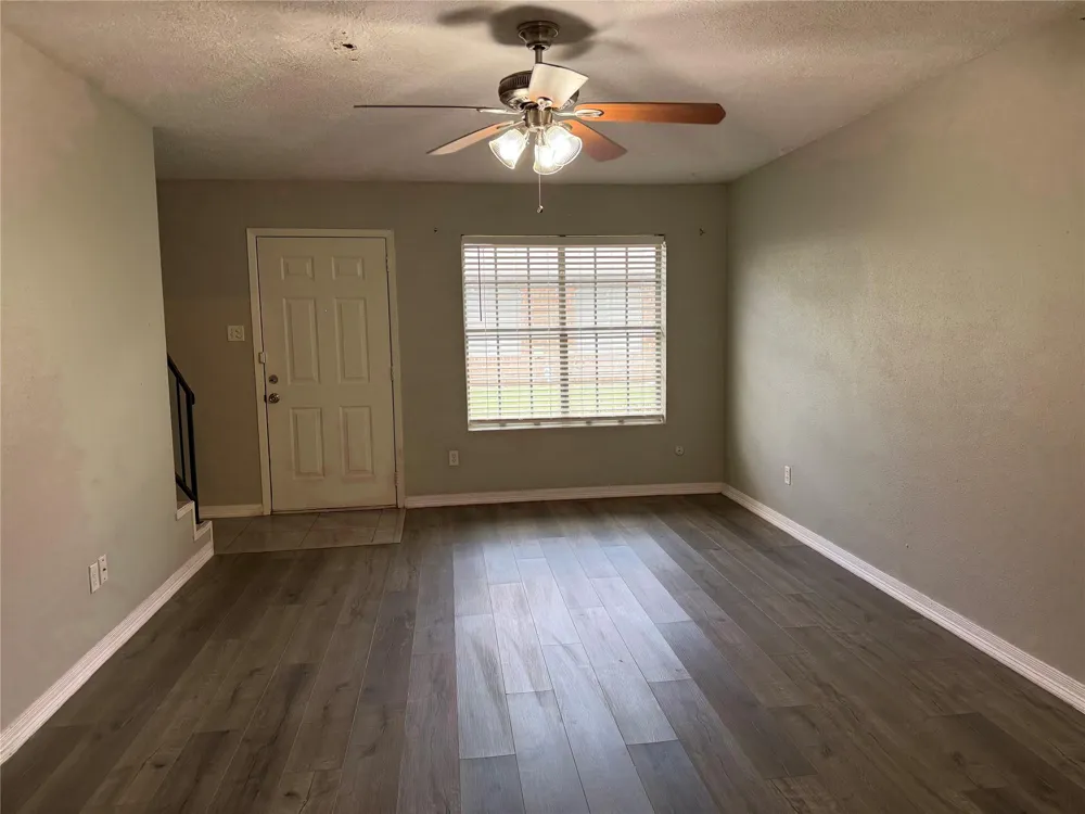 8730 Glen Meadow Lane Beaumont, TX 77706
