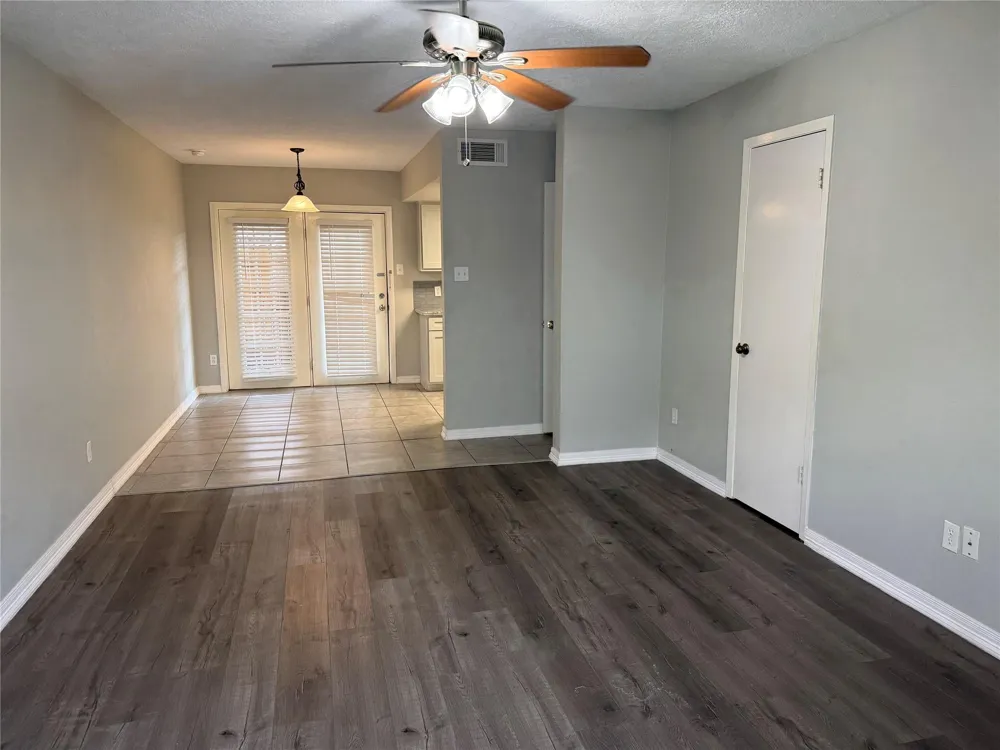 8730 Glen Meadow Lane Beaumont, TX 77706