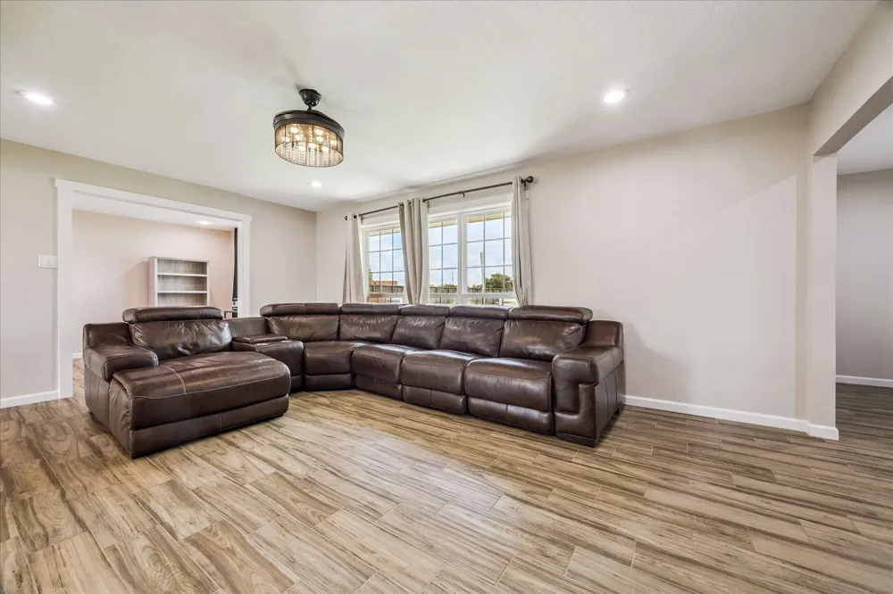 405 Fulton Street Texas City, TX 77591
