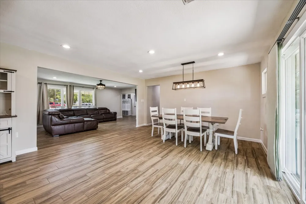 405 Fulton Street Texas City, TX 77591