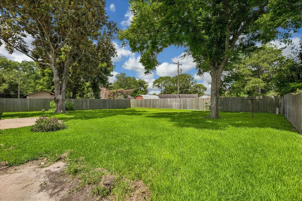 405 Fulton Street Texas City, TX 77591