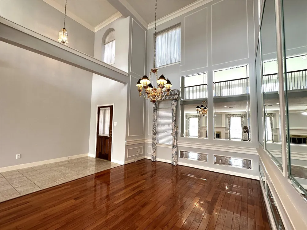 1103 Gloria Court Sugar Land, TX 77478