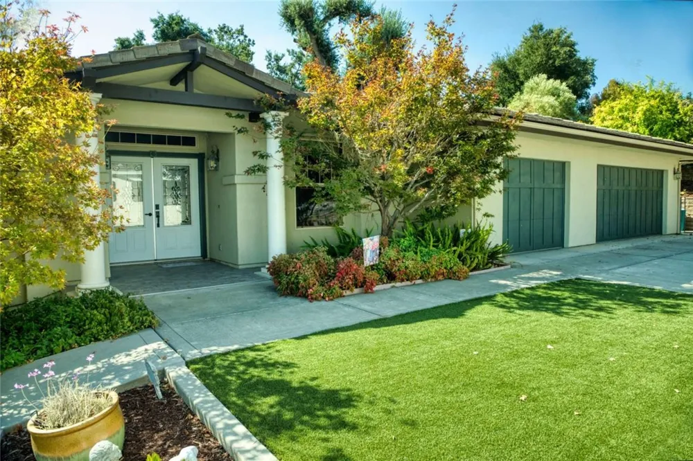9895 Bluegill Drive Paso Robles, CA 93446