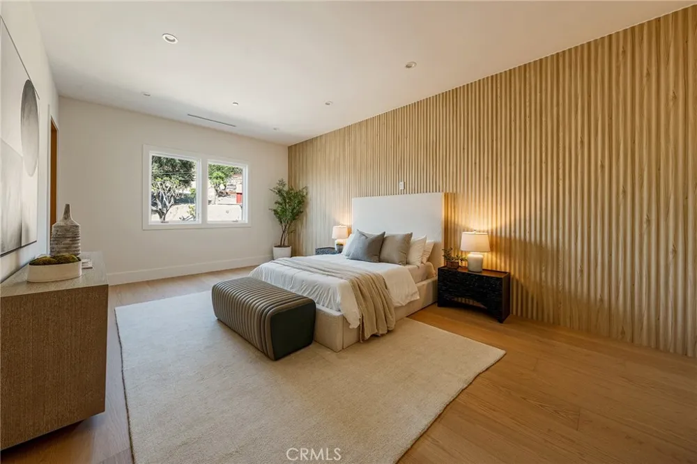 16258 Bertella Drive Encino, CA 91436
