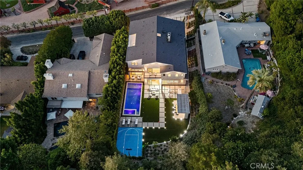 16258 Bertella Drive Encino, CA 91436