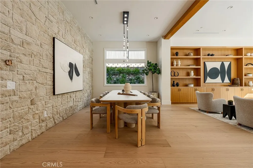 16258 Bertella Drive Encino, CA 91436