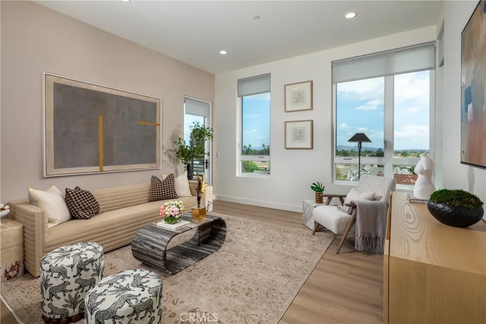 123 S Chapel #306 Alhambra, CA 91801