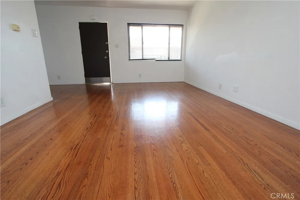 1831 E Appleton Long Beach, CA 90802