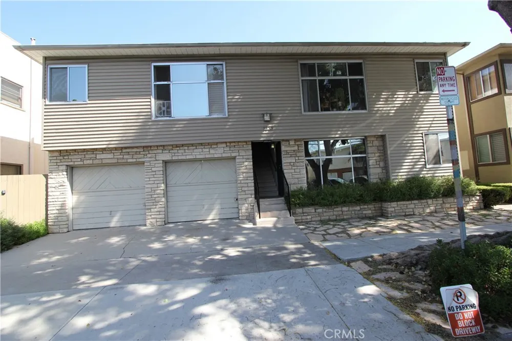 1831 E Appleton Long Beach, CA 90802