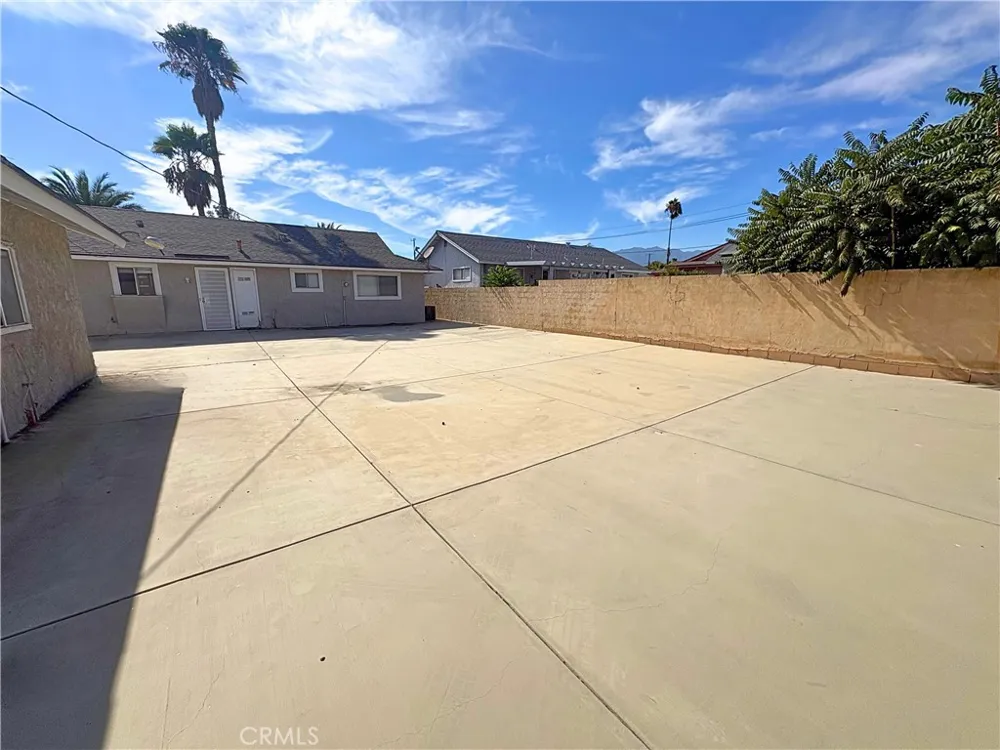 8469 Edwin Rancho Cucamonga, CA 91730