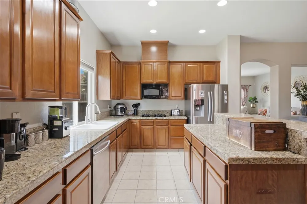 7202 Boulder Falls Court Bakersfield, CA 93312