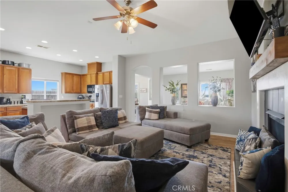 7202 Boulder Falls Court Bakersfield, CA 93312