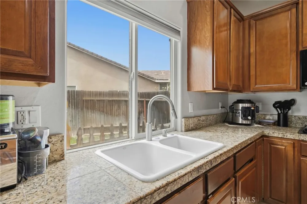 7202 Boulder Falls Court Bakersfield, CA 93312