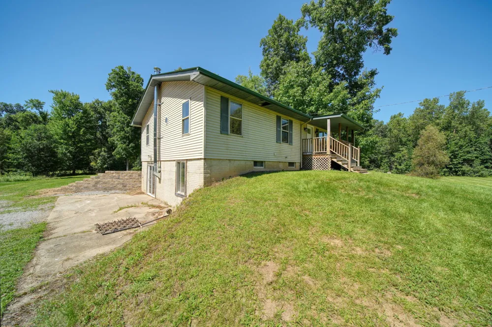 8600 U.S. 127 Addison, MI 49220