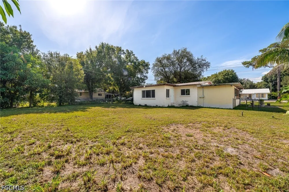 Evergreen Road North Fort Myers, FL 33903