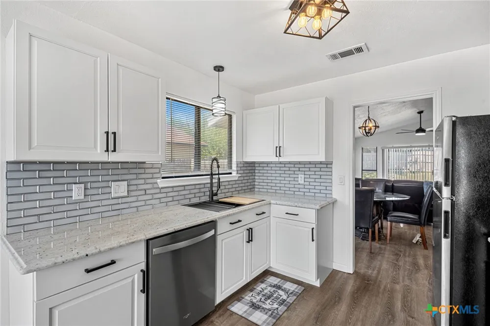 3205 Green Valley Drive Killeen, TX 76542