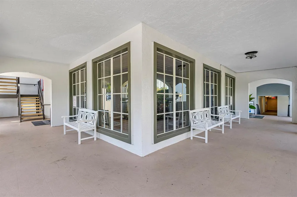 17900 NE 31st Court #4201 Aventura, FL 33160