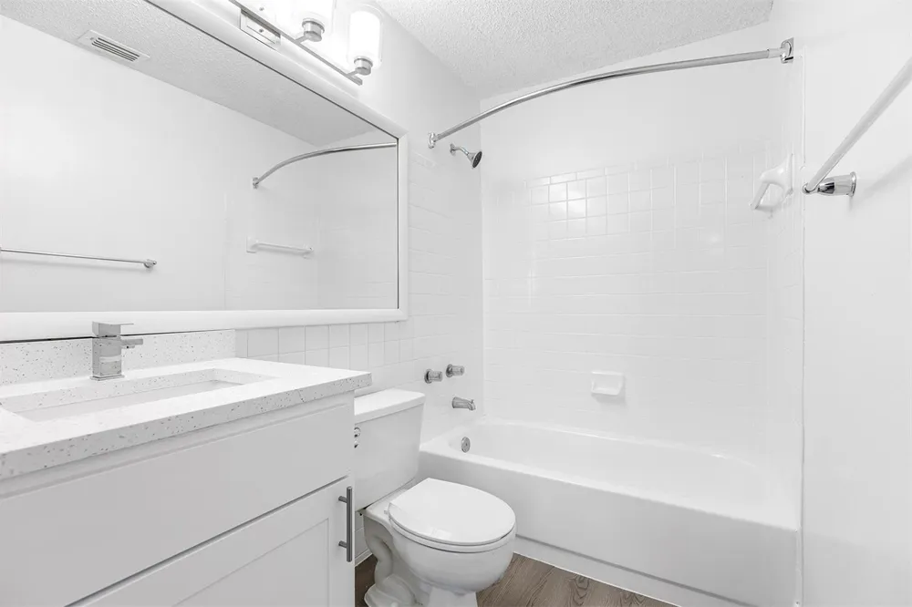 17900 NE 31st Court #4201 Aventura, FL 33160