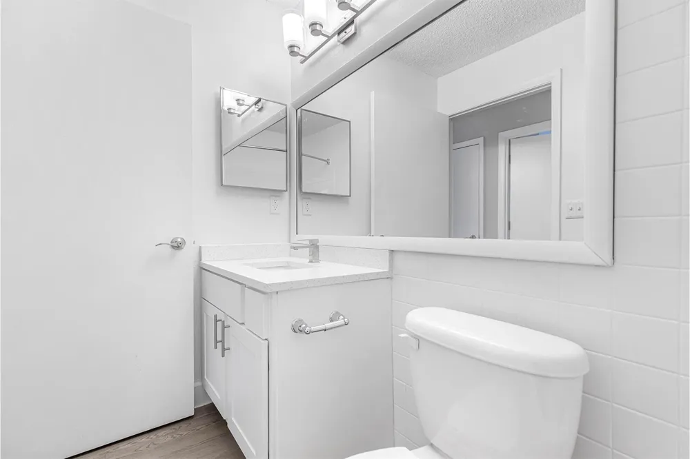 17900 NE 31st Court #4201 Aventura, FL 33160