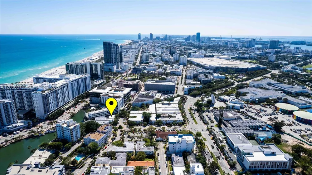 2383 Flamingo Dr #11 Miami Beach, FL 33140